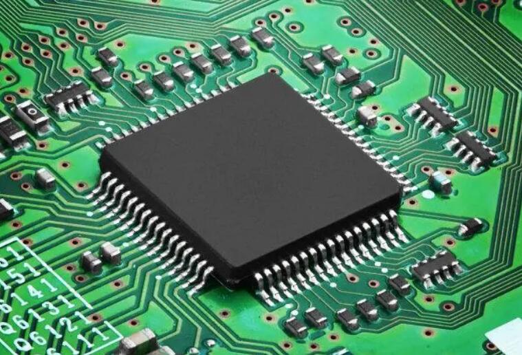 回收存儲器、傳感器、微控制器、收發(fā)器，新能源IC，5G 芯片